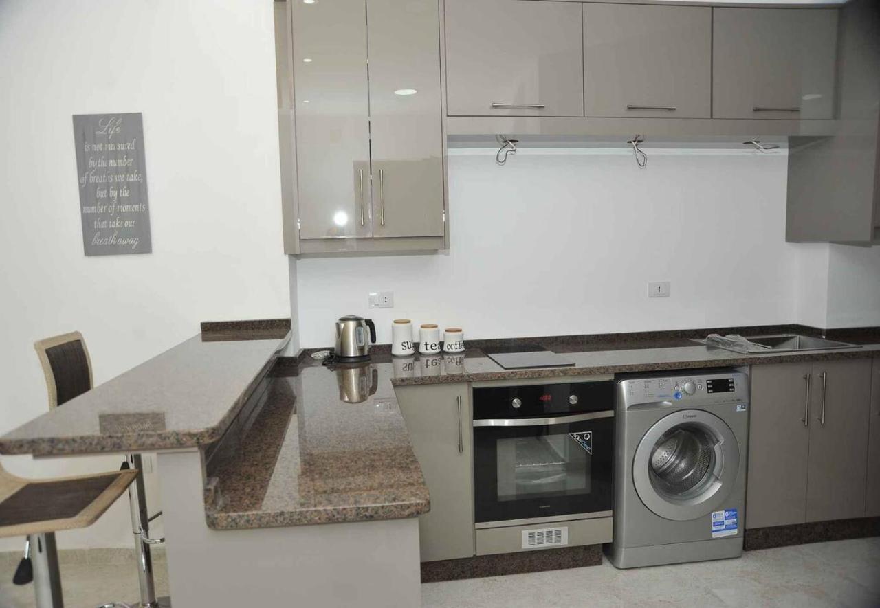 Amazing One Bedroom Apartment In Amman Elwebdah 8 Exterior photo