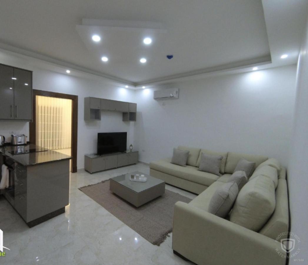 Amazing One Bedroom Apartment In Amman Elwebdah 8 Exterior photo